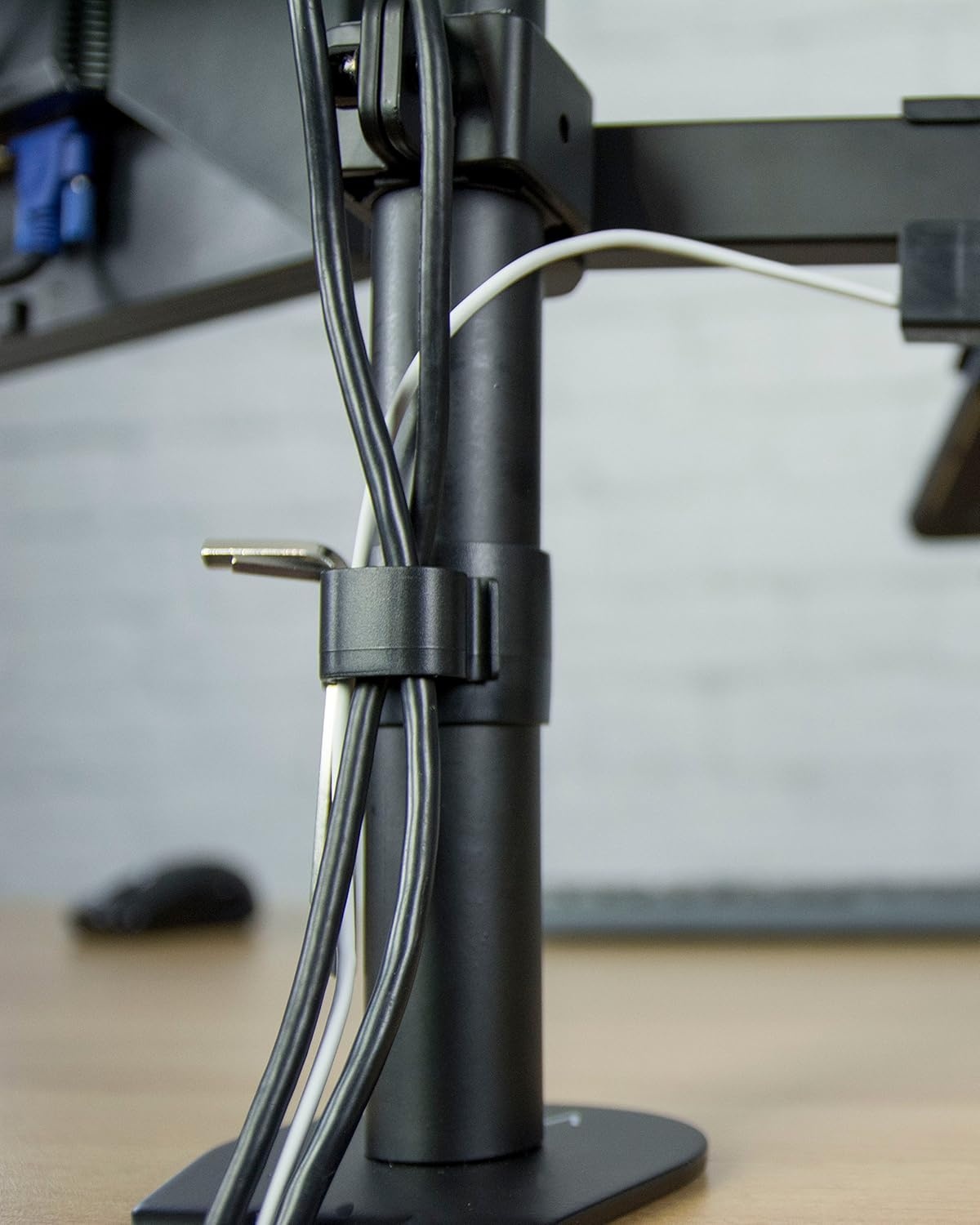 image:imageVIVO Full Motion Monitor and Laptop Desk Mount Articulating Double Center Arm Joint VESA Stand Fits up to 32 inch Screen STANDV102C