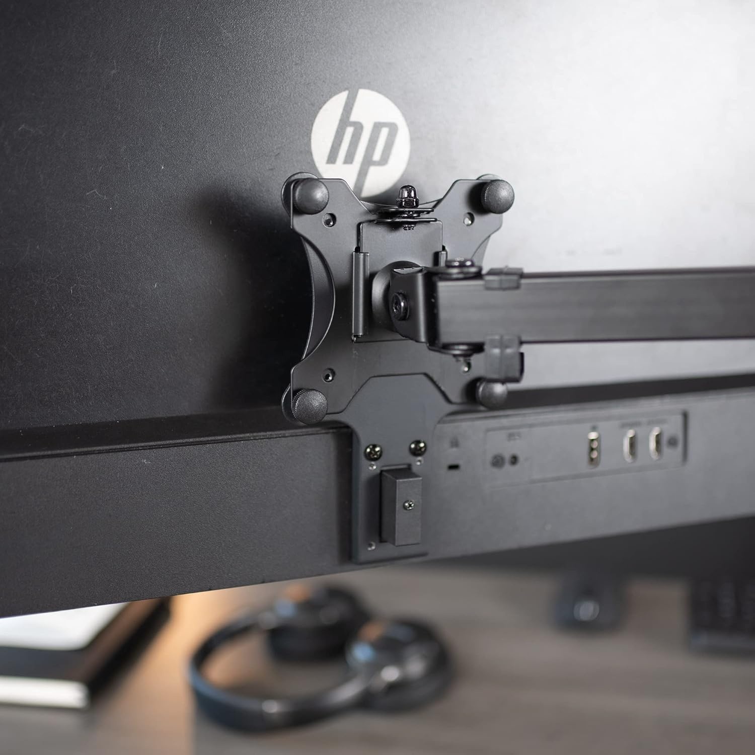 image:imageVIVO Quick Attach VESA Adapter Designed for HP MSeries Monitors M22f M24f M27f M27fd M27fq M27fwa M32f VESA 75x75mm and 100x100mm Conversion Kit MOUNTHP02M75x75mm 100x100mm